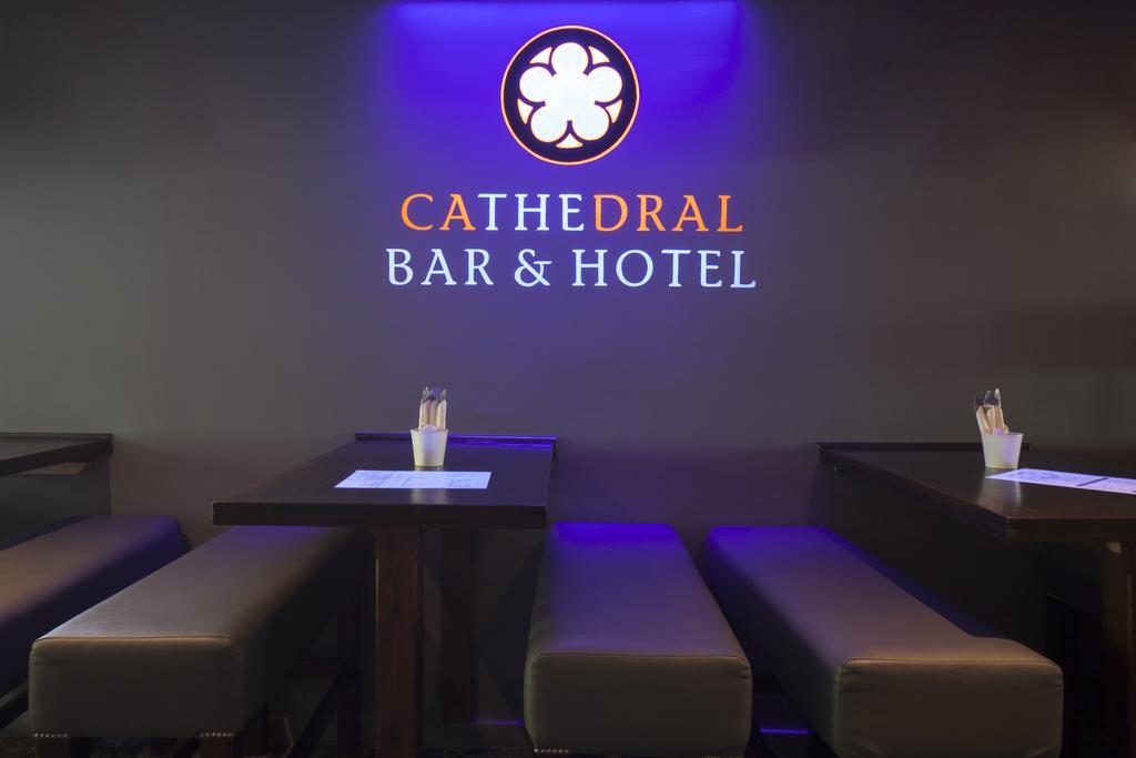 The Cathedral Hotel Salisbury Ngoại thất bức ảnh